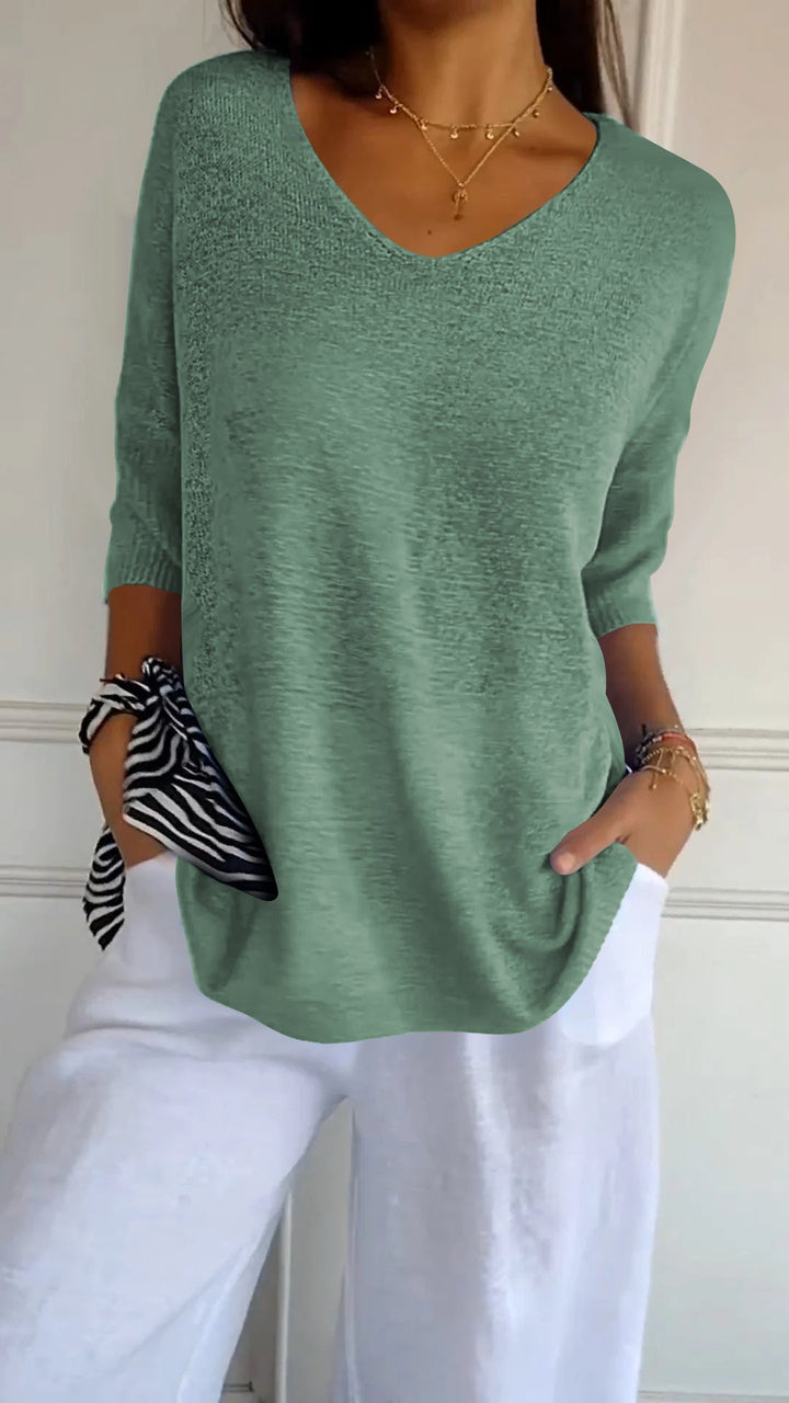 Hazel | V-Neck Top with Three-Quarter Sleeves