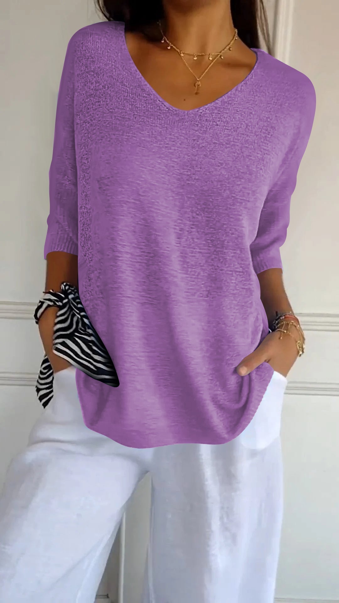 Hazel | V-Neck Top with Three-Quarter Sleeves