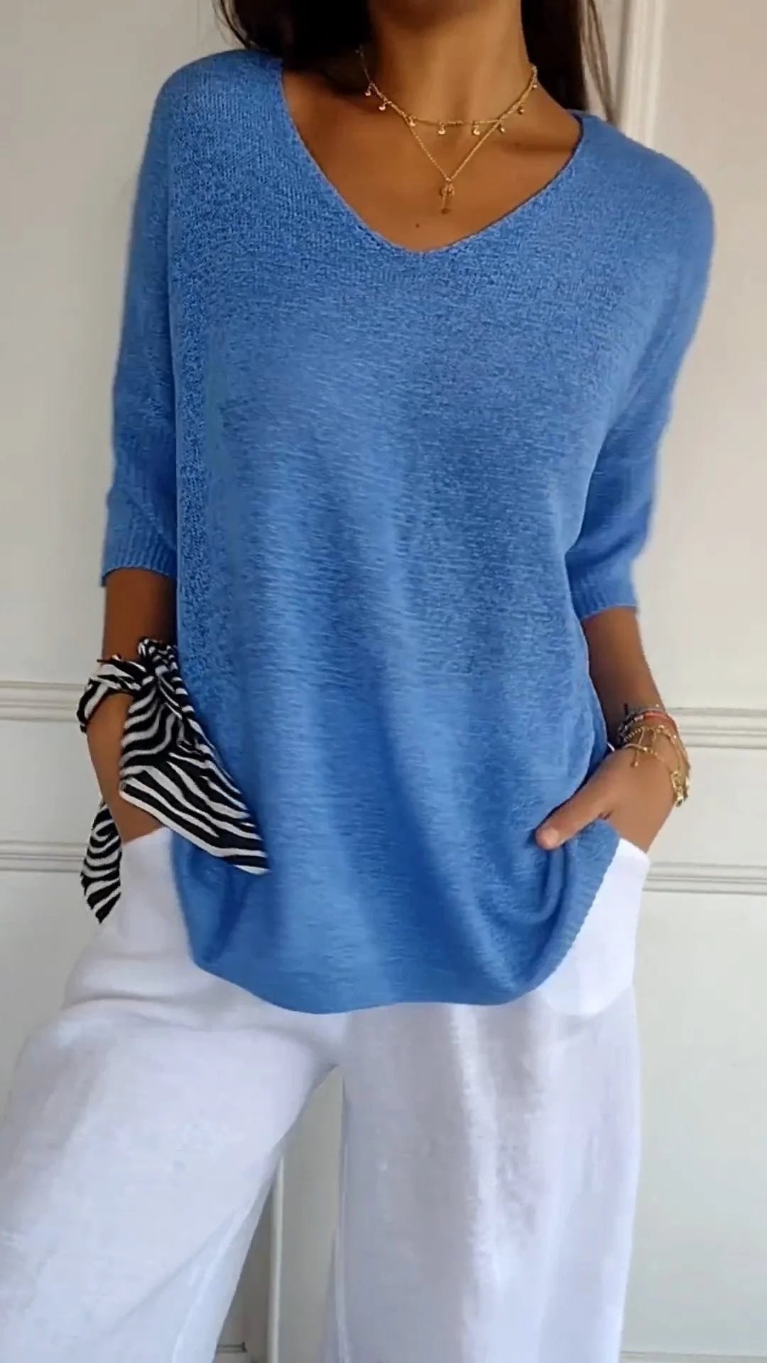 Hazel | V-Neck Top with Three-Quarter Sleeves