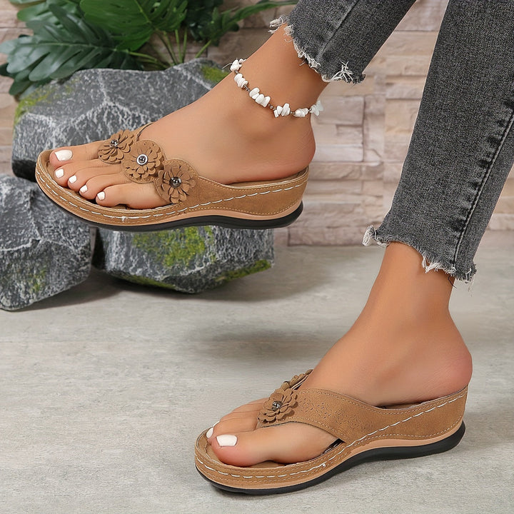 Lorraine | Women's Orthopedic Slip-On Sandals