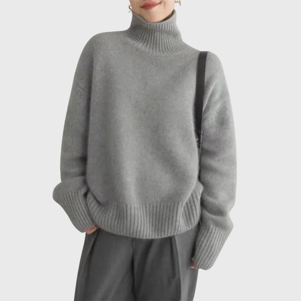 Vivienne | Women's Cashmere Turtleneck Sweater