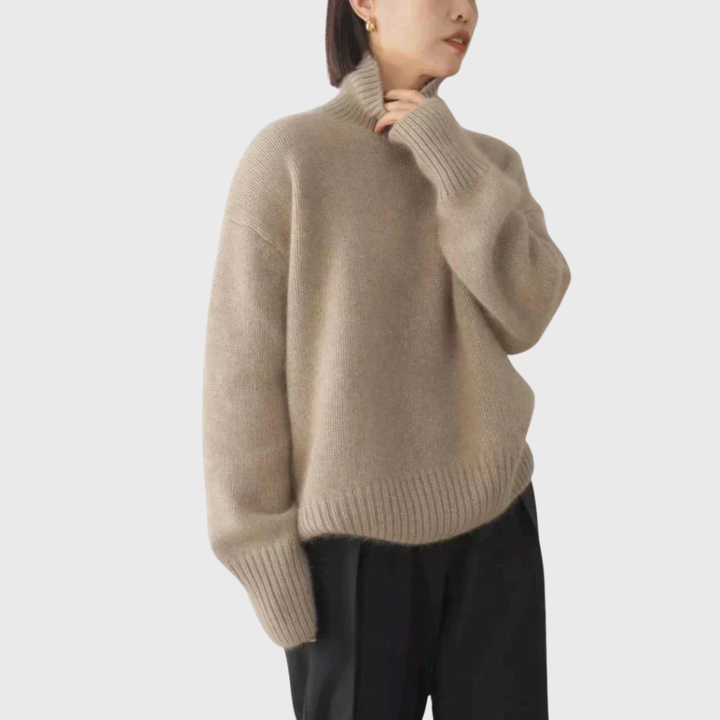 Vivienne | Women's Cashmere Turtleneck Sweater