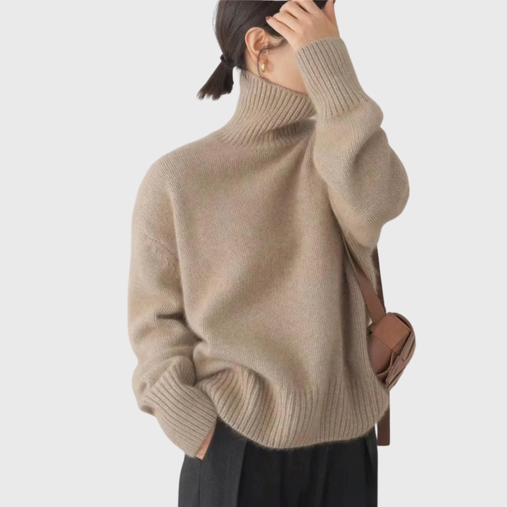 Vivienne | Women's Cashmere Turtleneck Sweater