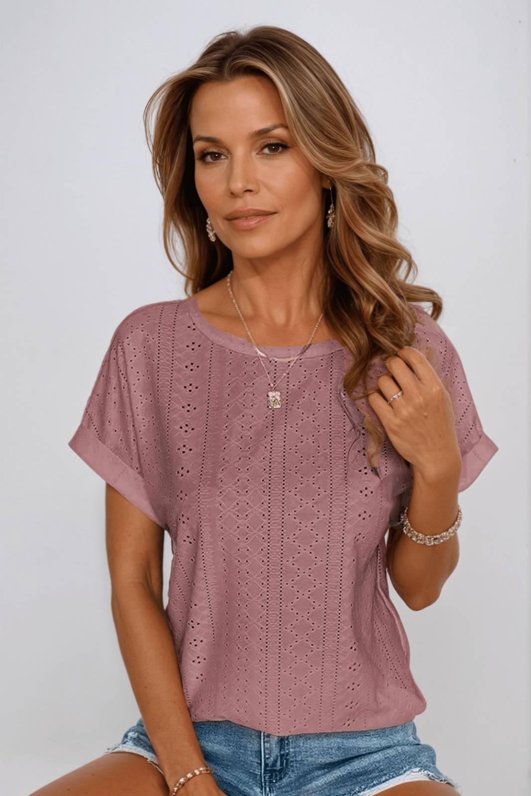 Lila | Women's Cotton Eyelet Short Sleeve Top