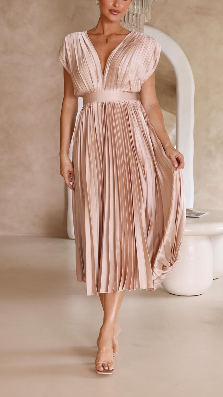 Arabella | V-Neck Pleated Maxi Dress