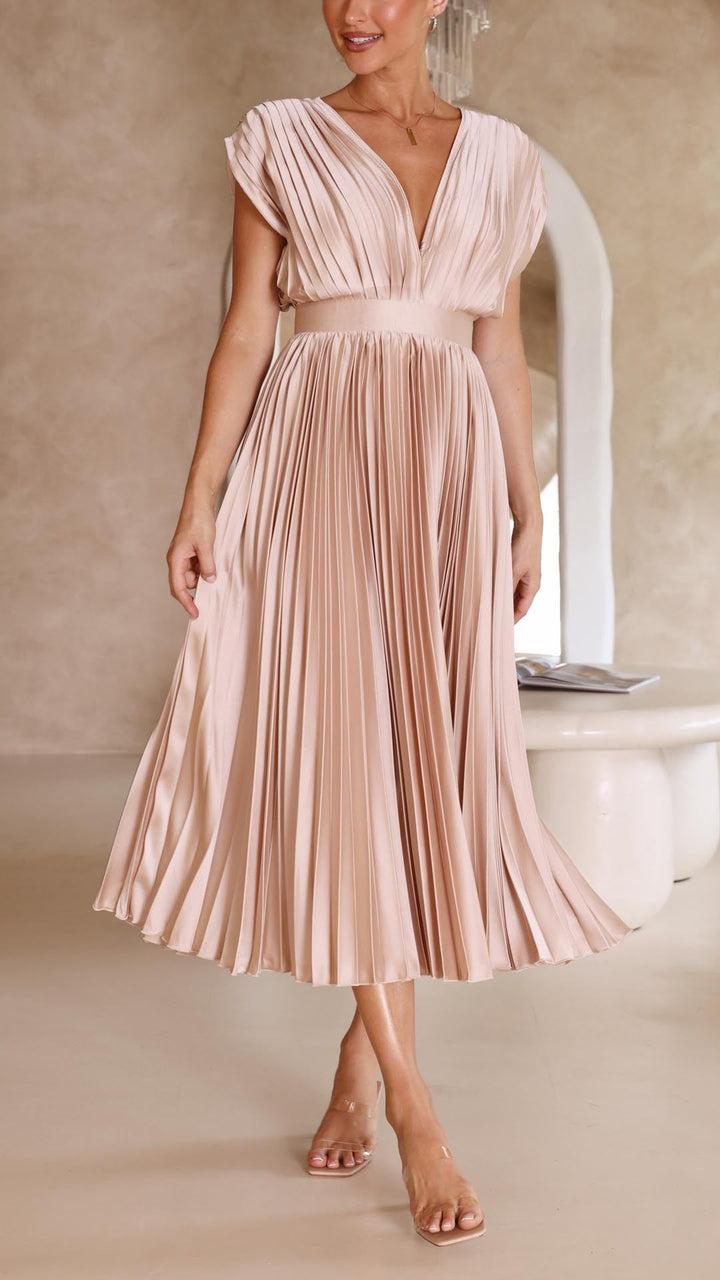 Arabella | V-Neck Pleated Maxi Dress