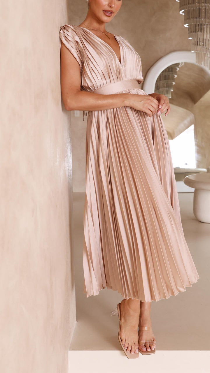 Arabella | V-Neck Pleated Maxi Dress