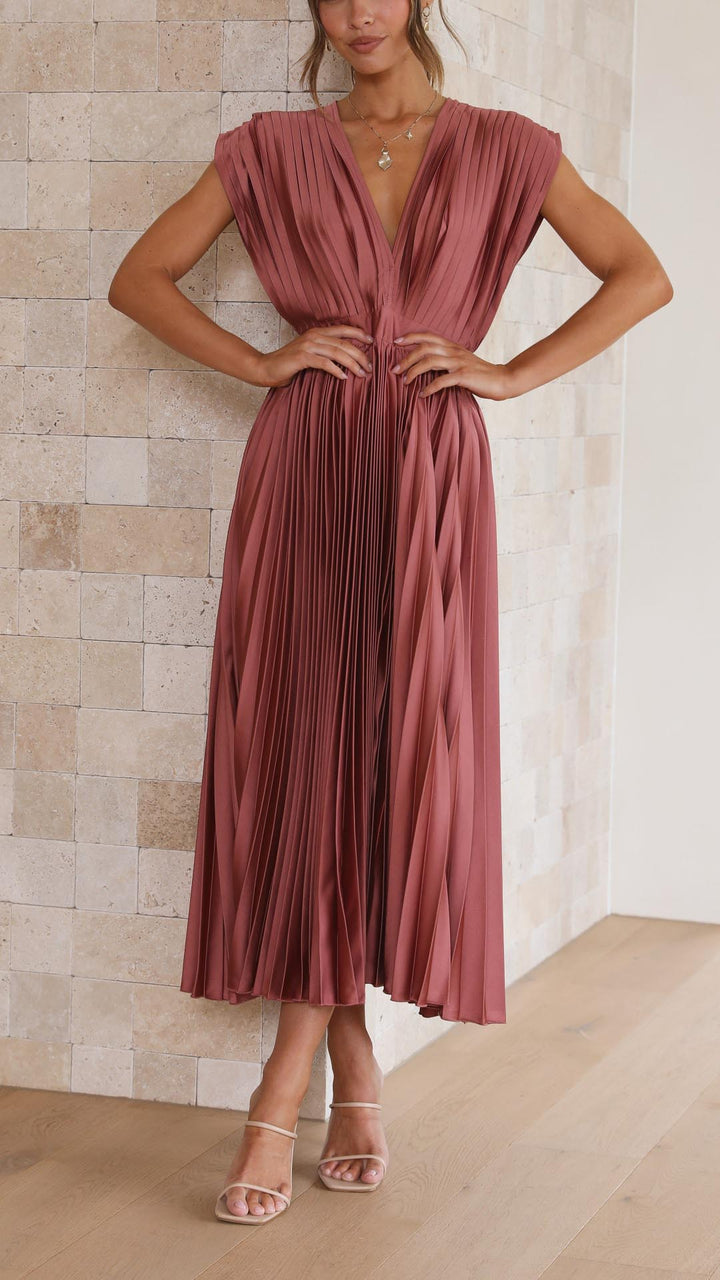 Arabella | V-Neck Pleated Maxi Dress
